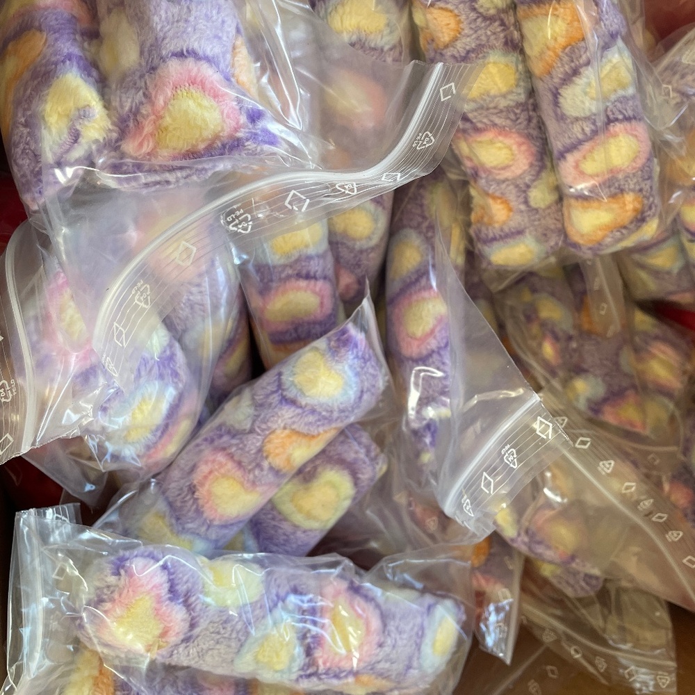 Lot of 40 Sticks Bavarian Welli Sticks German Cat Toy Baldini Purple Heart Stick